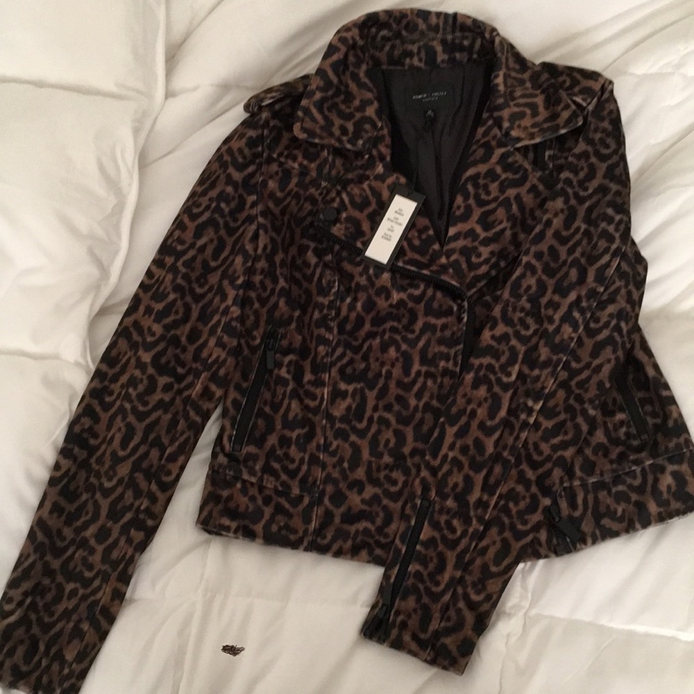 Romeo and Juliet Couture leopard moto jacket